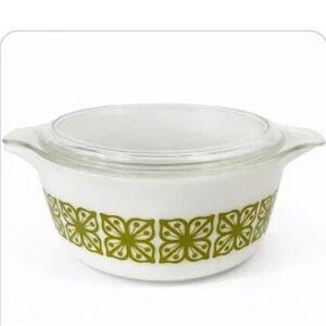 ✨⚡️💥Pyrex Glass Casserole Dish with Lid - Green Pattern